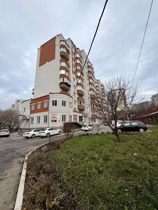 Продаж 1к цегла Озерна Виставка біля озера