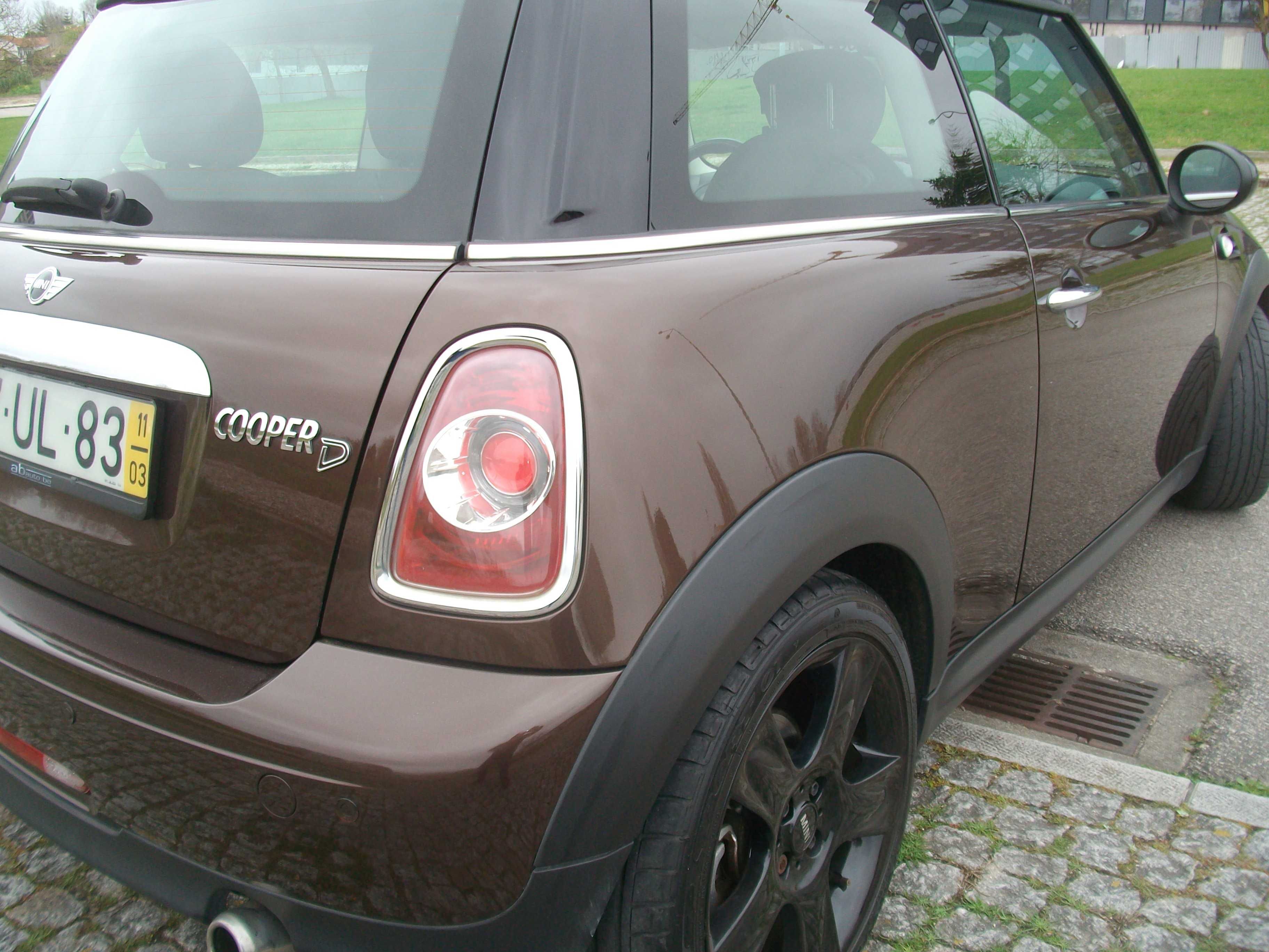 MINI Cooper D 1.6 (Motor BMW) de 2011 Impecável