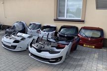 Передний бампер Renault Megane 3