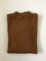 Sweat da marca Uniqlo, cor camel