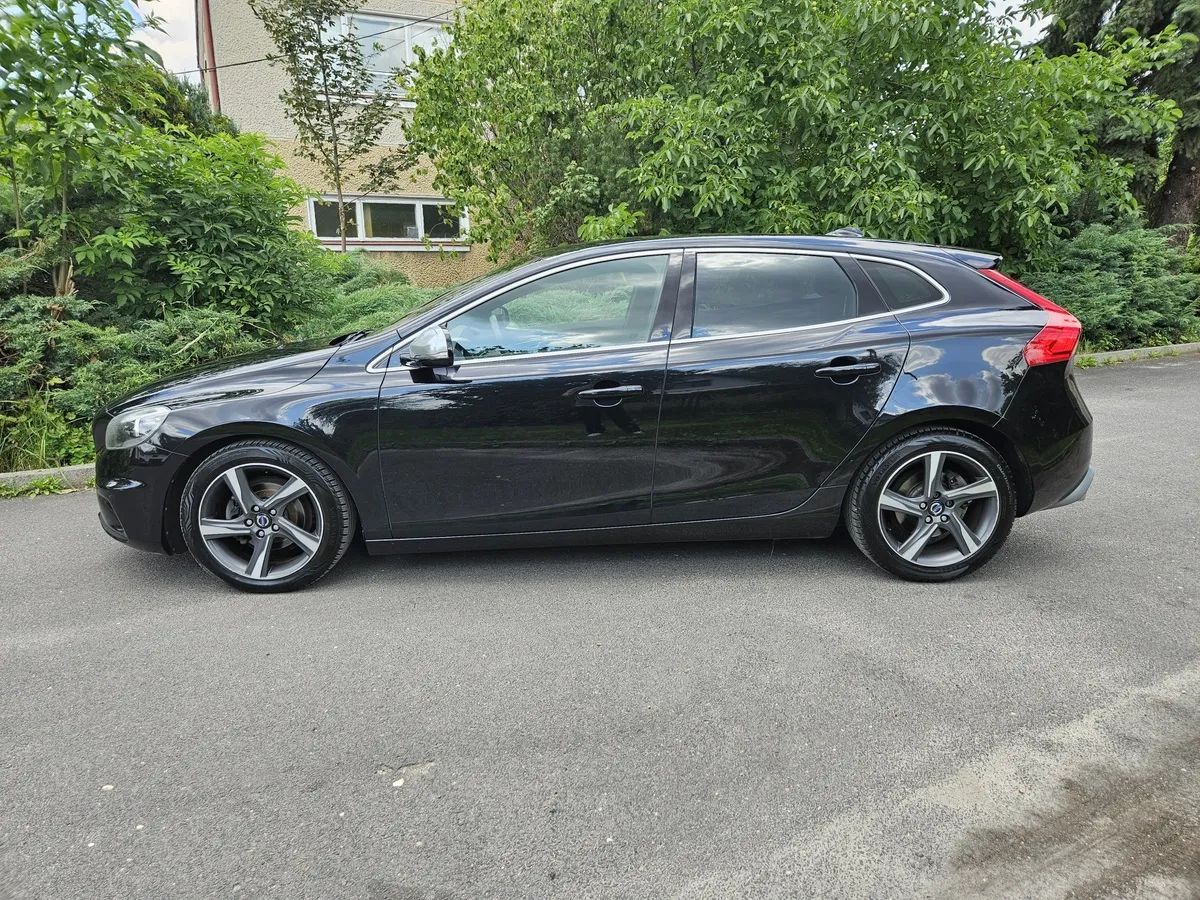 Volvo V40 R-Design* Bardzo Ładne i Zadbane* Rok GWARANCJI