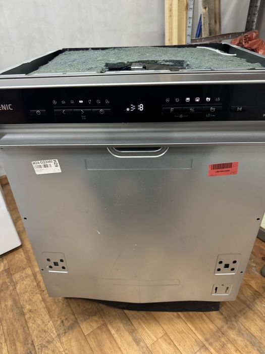 Посудомийна машина KOENIC KDW 6041-1 C BU