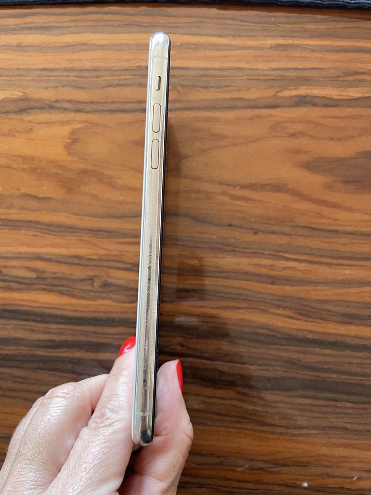 Iphone 11 pro max 64 GB