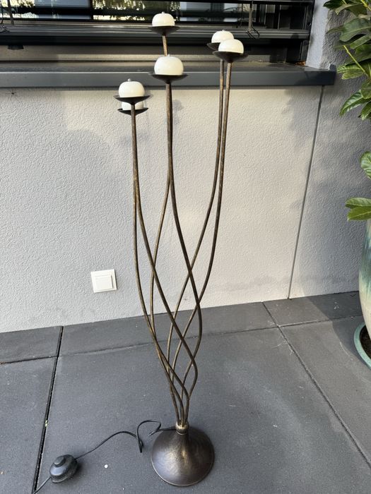 Lampa stojaca, metalowa .