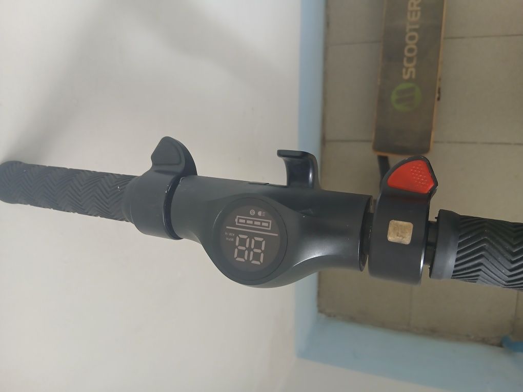 Mi Electric Scooter 1S
