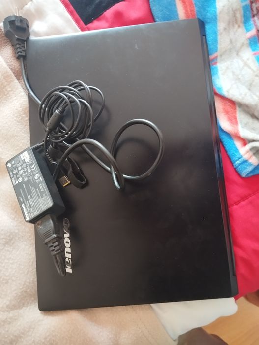 Portátil Lenovo,