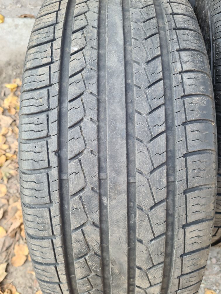 255/55R18 DoubleStar LandRider DS01 105H