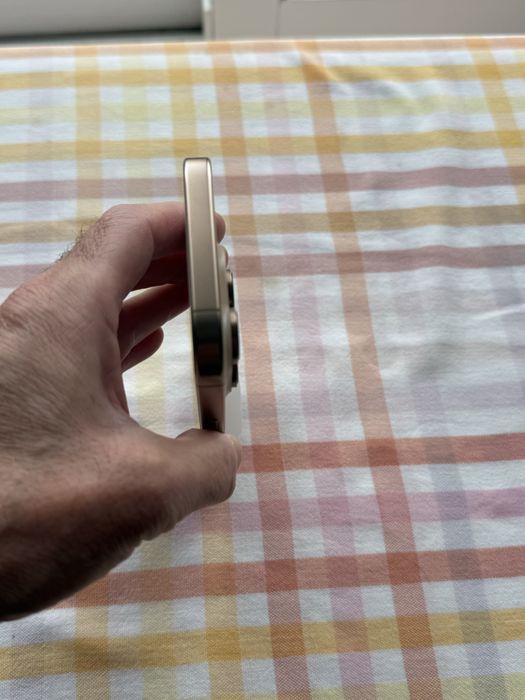 Iphone 16 Pro, Desert Titanium, 256GB