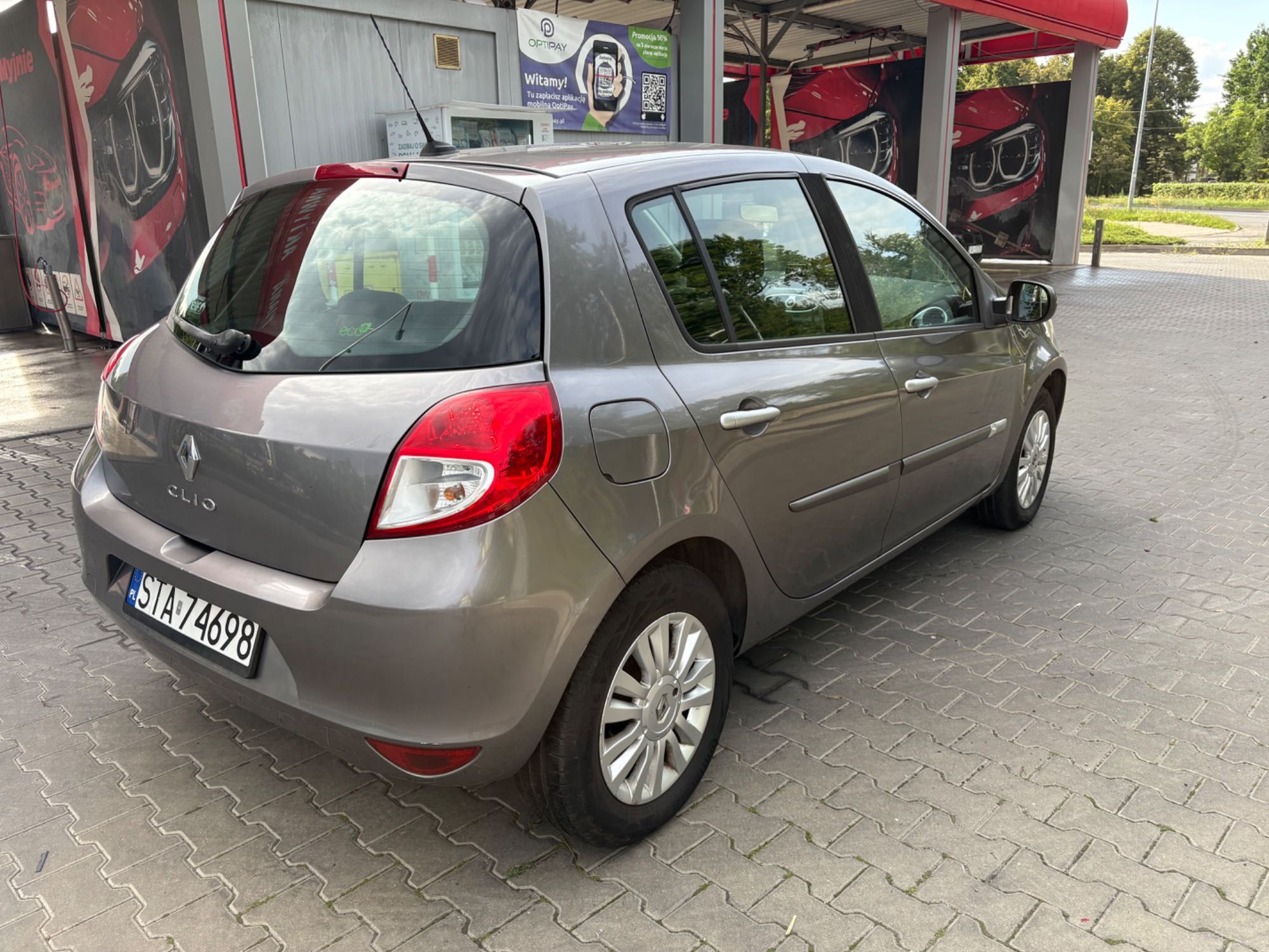 Renault clio 1.2 2009