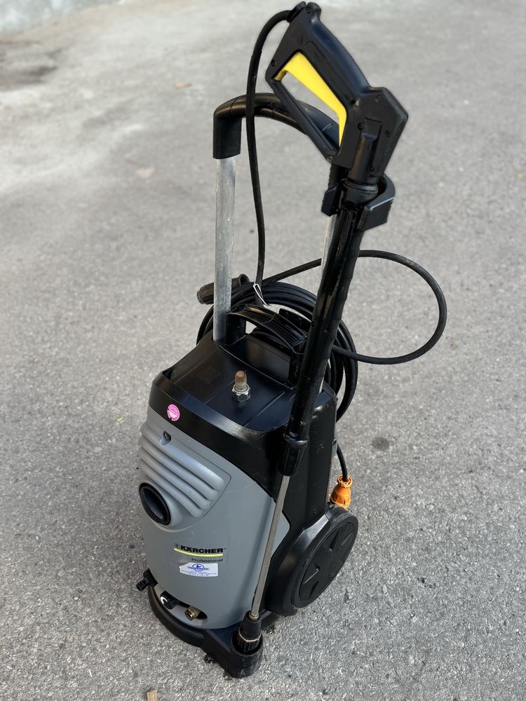 Мийка високого тиску Karcher Professional HD6/15
