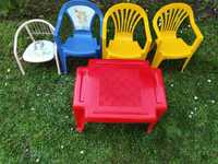 Zestaw stolik plus krzesełka dla dzieci 40 zł komplet lub 10 zł sztuka