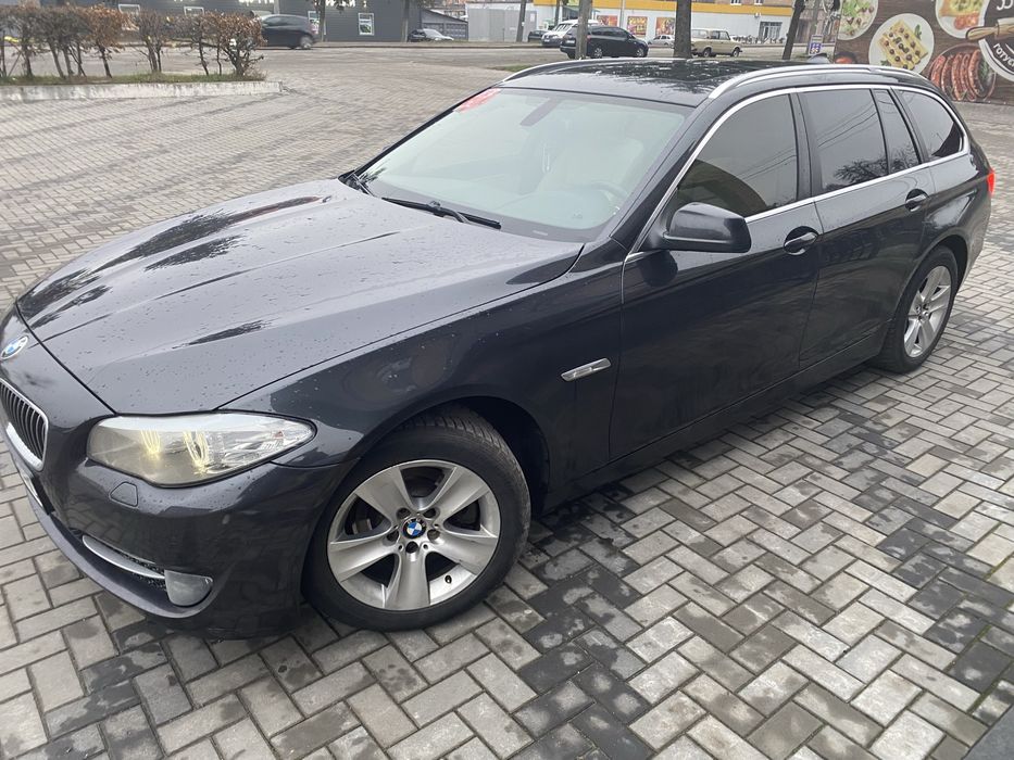 BMW 520 2012  Європа