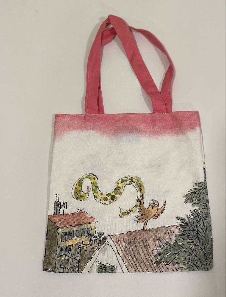 Bolsa pintada à mão com ilustracoes de Quentin Blake