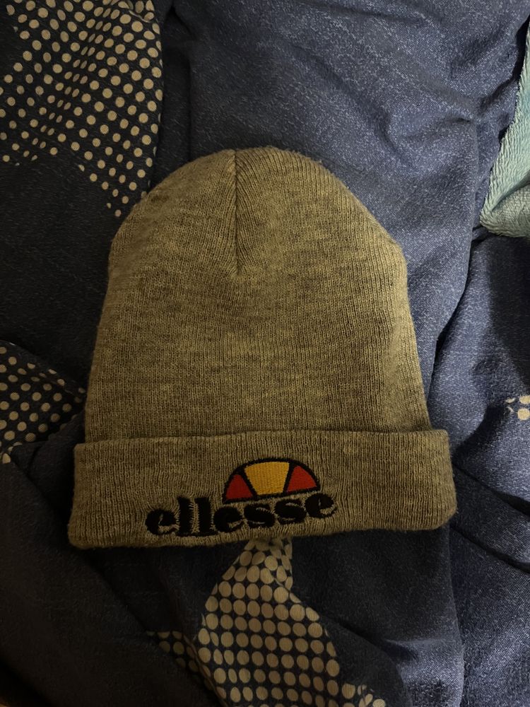 gorro elesse cinzento