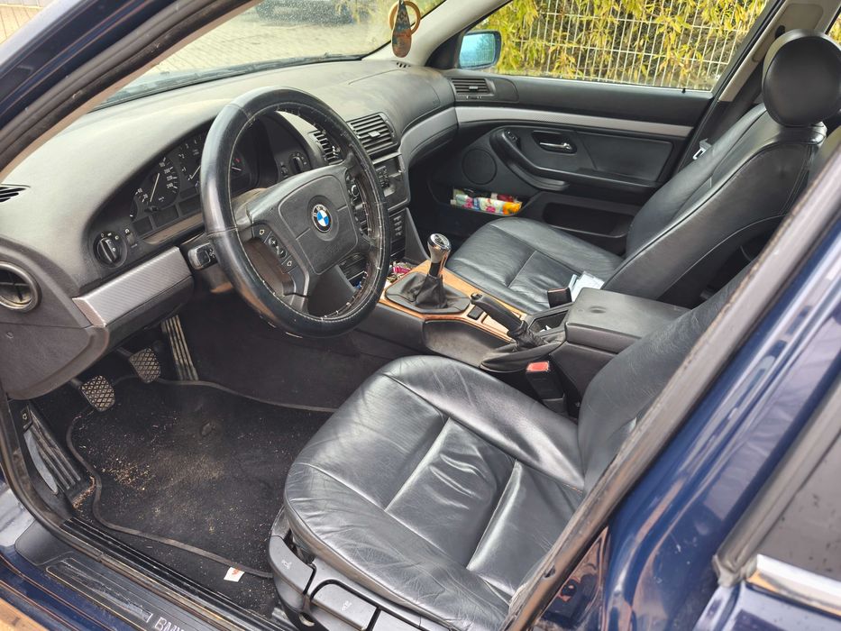 BMW 520i  E39 150cv 6 cilindros
