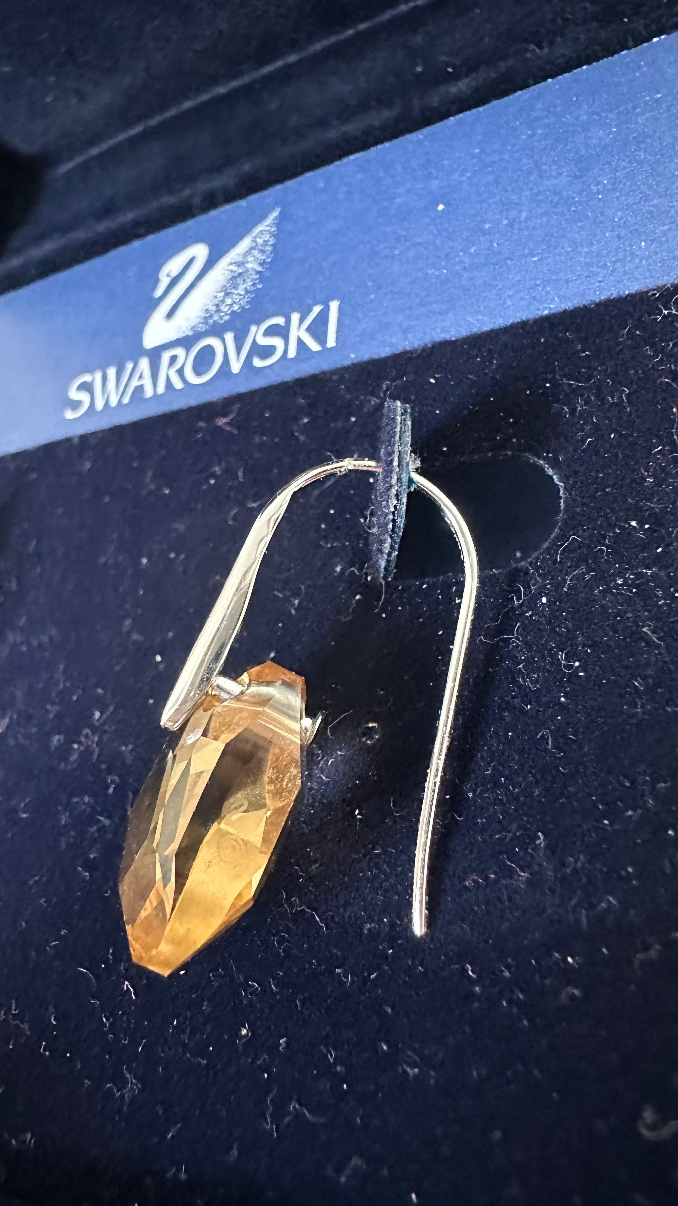 Oryginalne kolczyki Swarovski jak nowe w opakowaniu