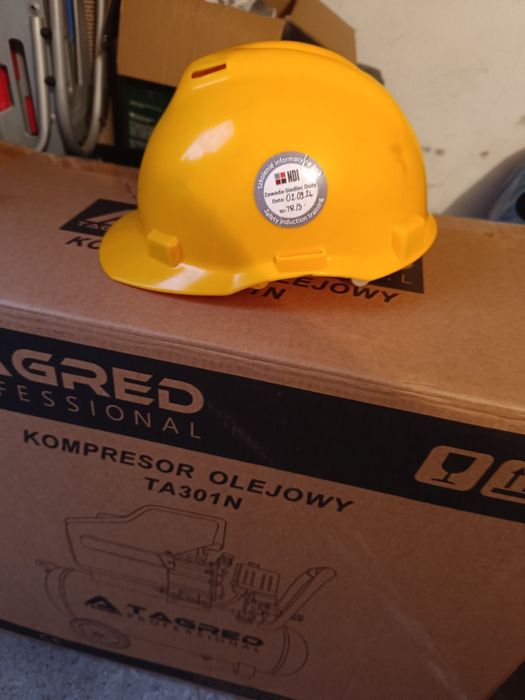 Kask roboczy nowy