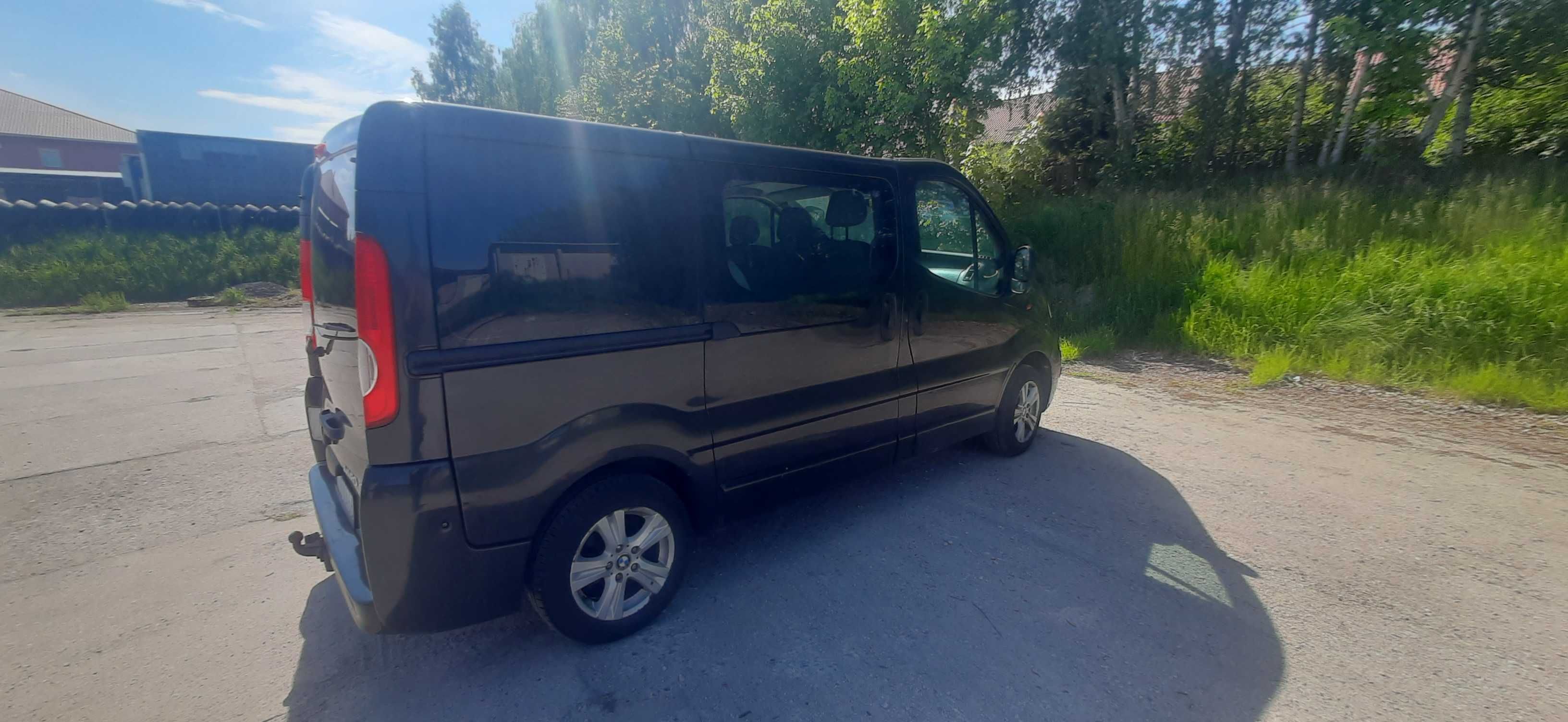 Opel Vivaro 9 osobowy, klima, kamera zamiana