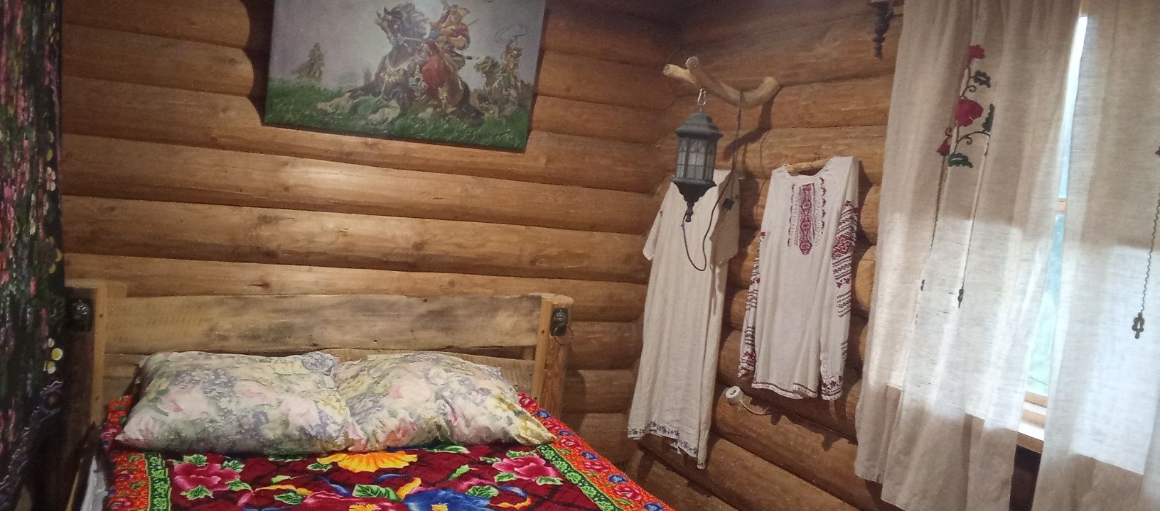 Будинок зруб біля річки,для сімейного відпочинку