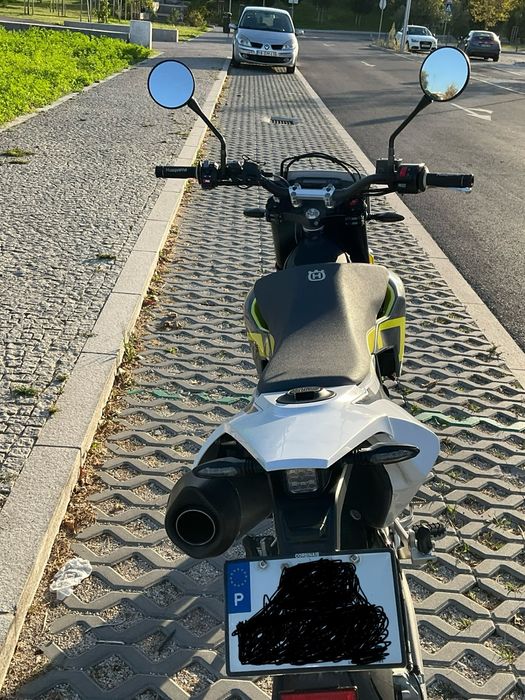 Husqvarna 701 Supermoto 2021