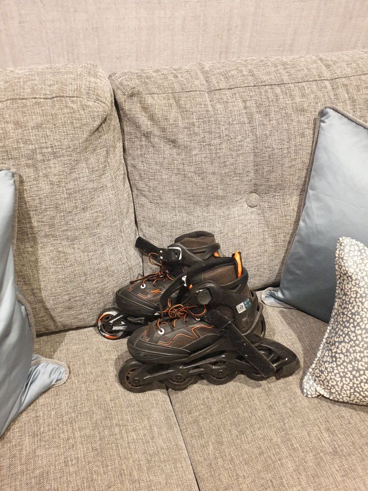 Patins em linha como novos