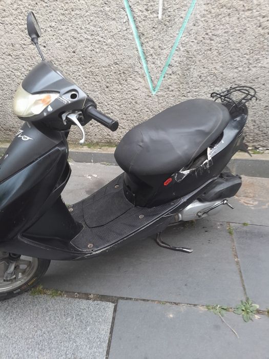 Honda dio af 62.