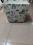 Caixa de arrumação princesas Zara Home c rodas