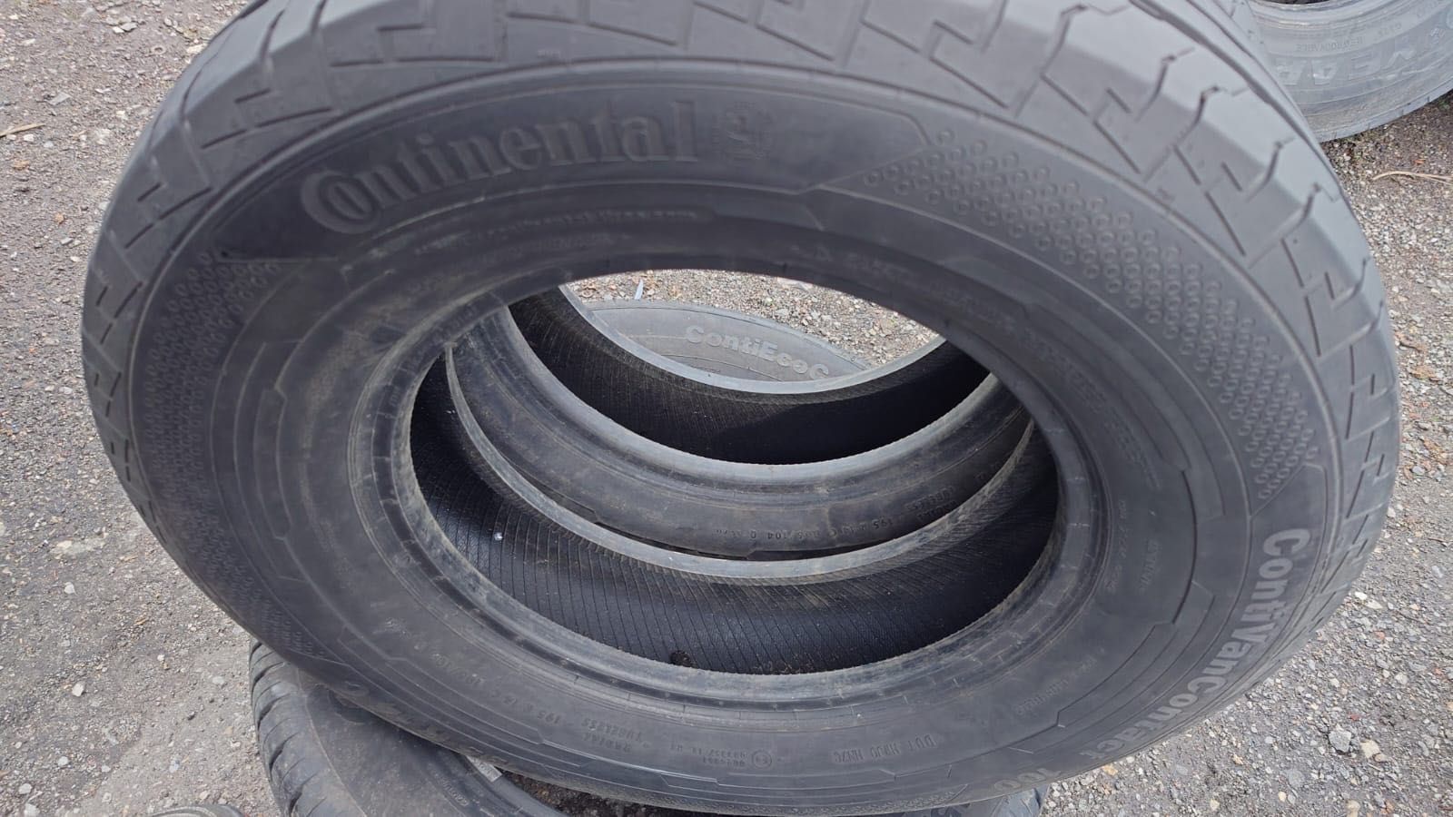 Opony letnie 215/70R15C CONTINENTAL VANCO 2 -2 szt