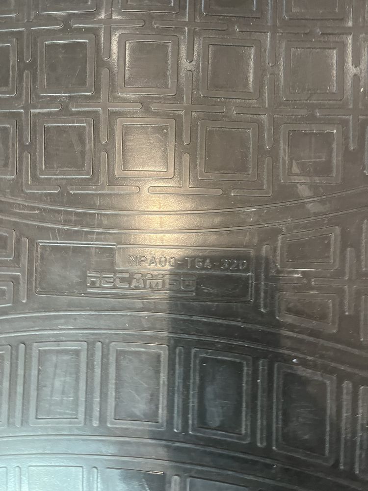 Resguarde da mala em plastico peugeot 3008