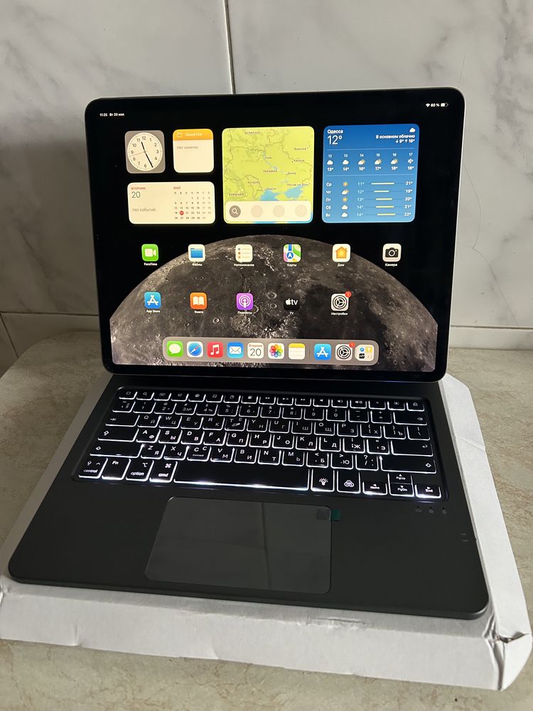 Чохол-клавіатура Apple Magic Keyboard для iPad Pro 12.9 (пок. 3,4,5,6)