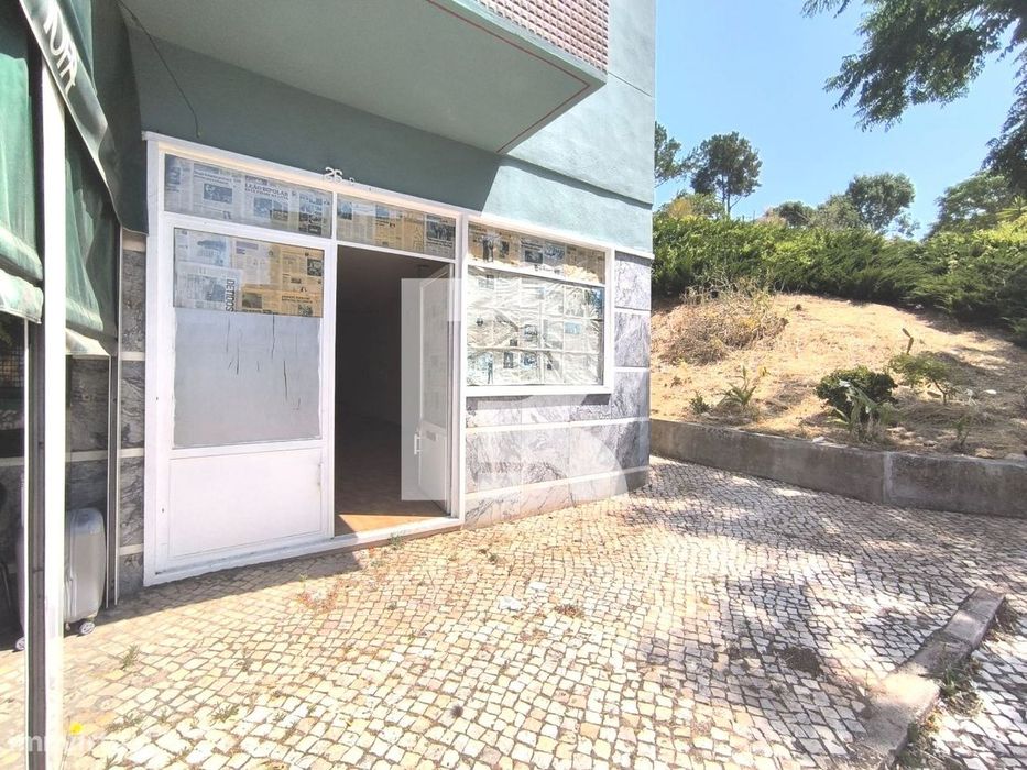 Loja Comercial no centro da Amadora