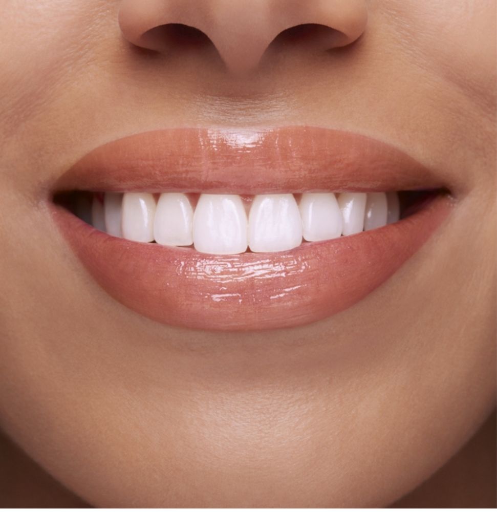 Блиск для губ Clarins lip perfector shimmer 02 apricot
