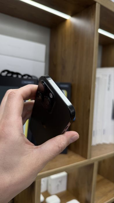 Apple Iphone 16 Pro 256 Black Titanium