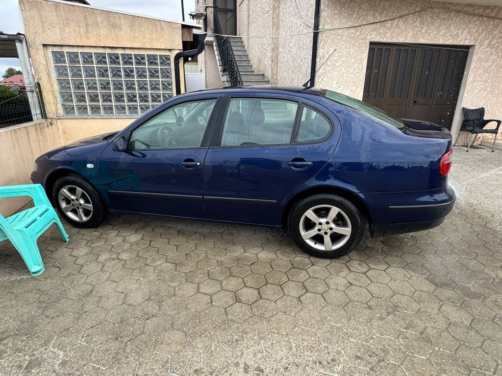 Seat toledo  1.6 gasolina