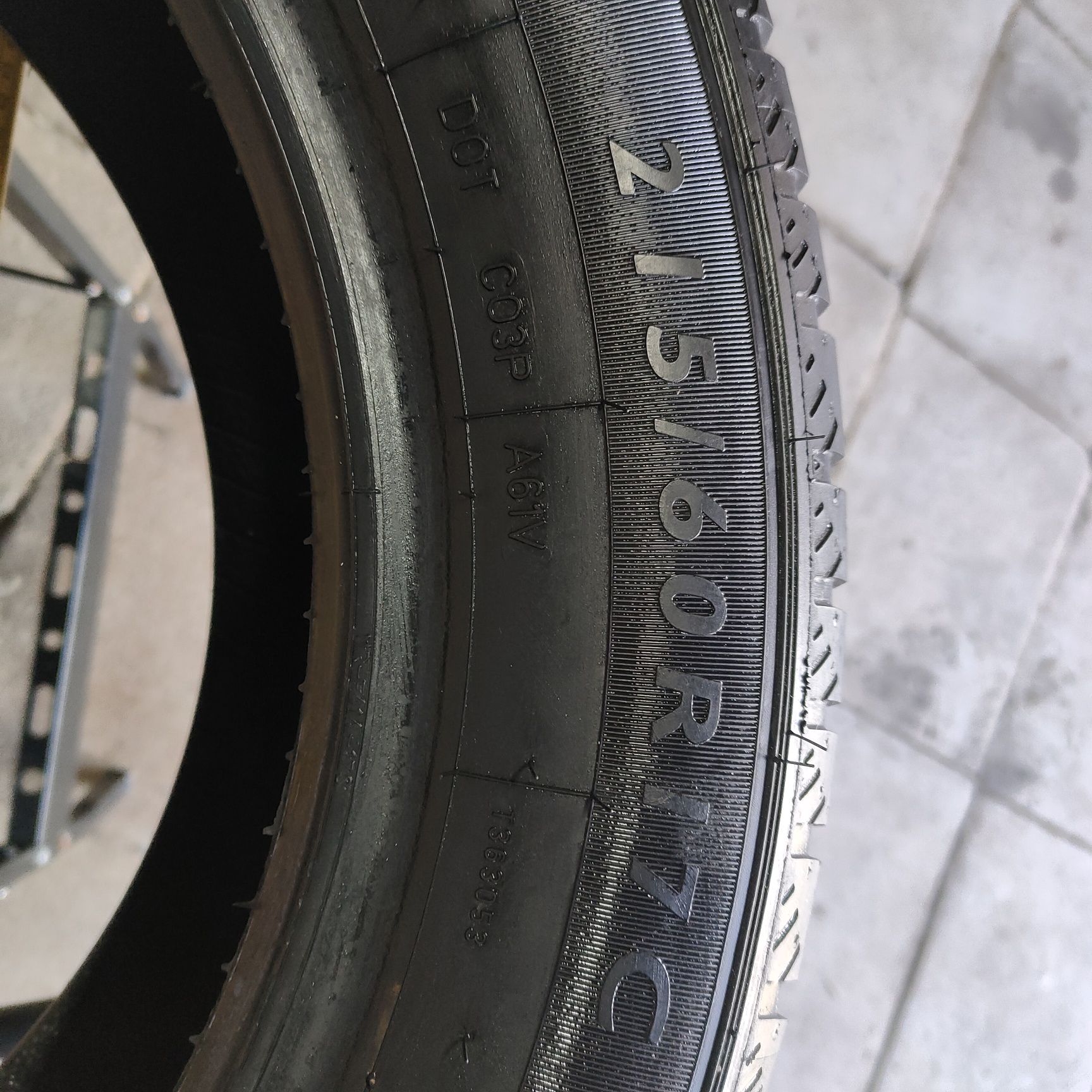 Opony letnie Dunlop Econodrive 215/60R17C