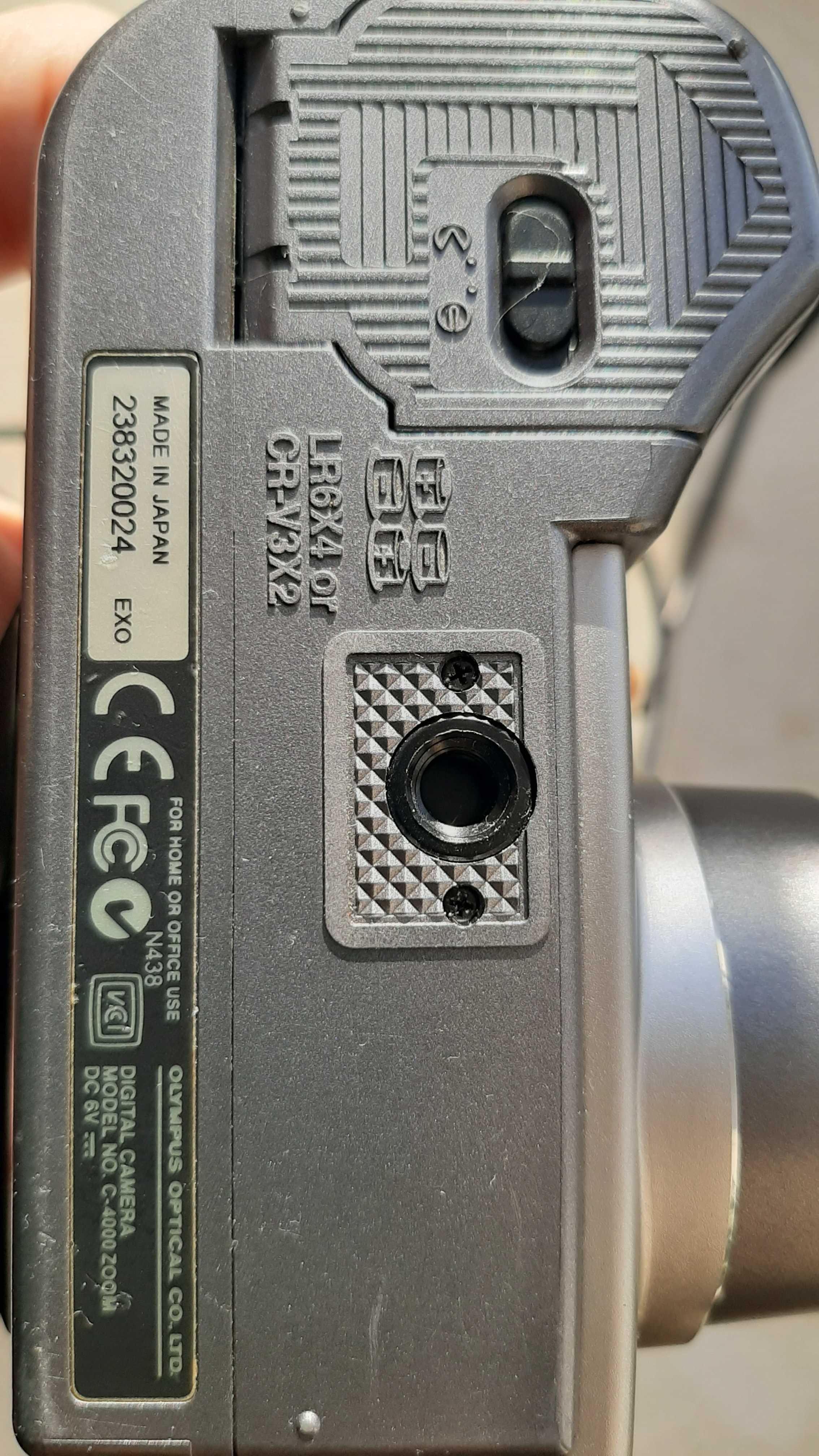 Olympus C-4000 zoom Camedia  Япония