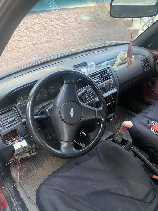 Ford escort 1991р. 1.4 бензин