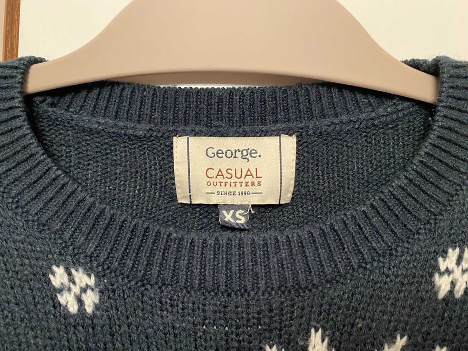 Sweter świąteczny z reniferem George