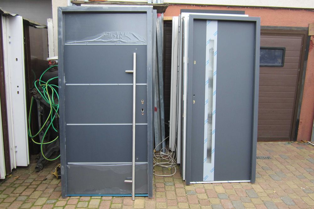 Nowe drzwi zewnętrzne ocieplane 80/90-tki  100x207 lewe prawe antracyt