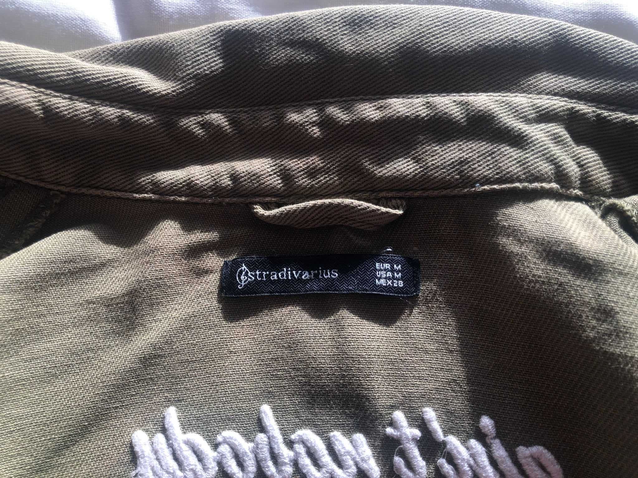 Casado verde Stradivarius