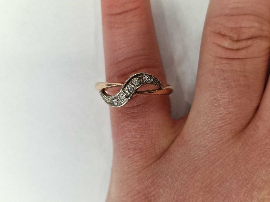 ZSRR 1958/ Złoty pierścionek/ Radzieckie 583/ 3.42 gram/ R23/ Brylanty