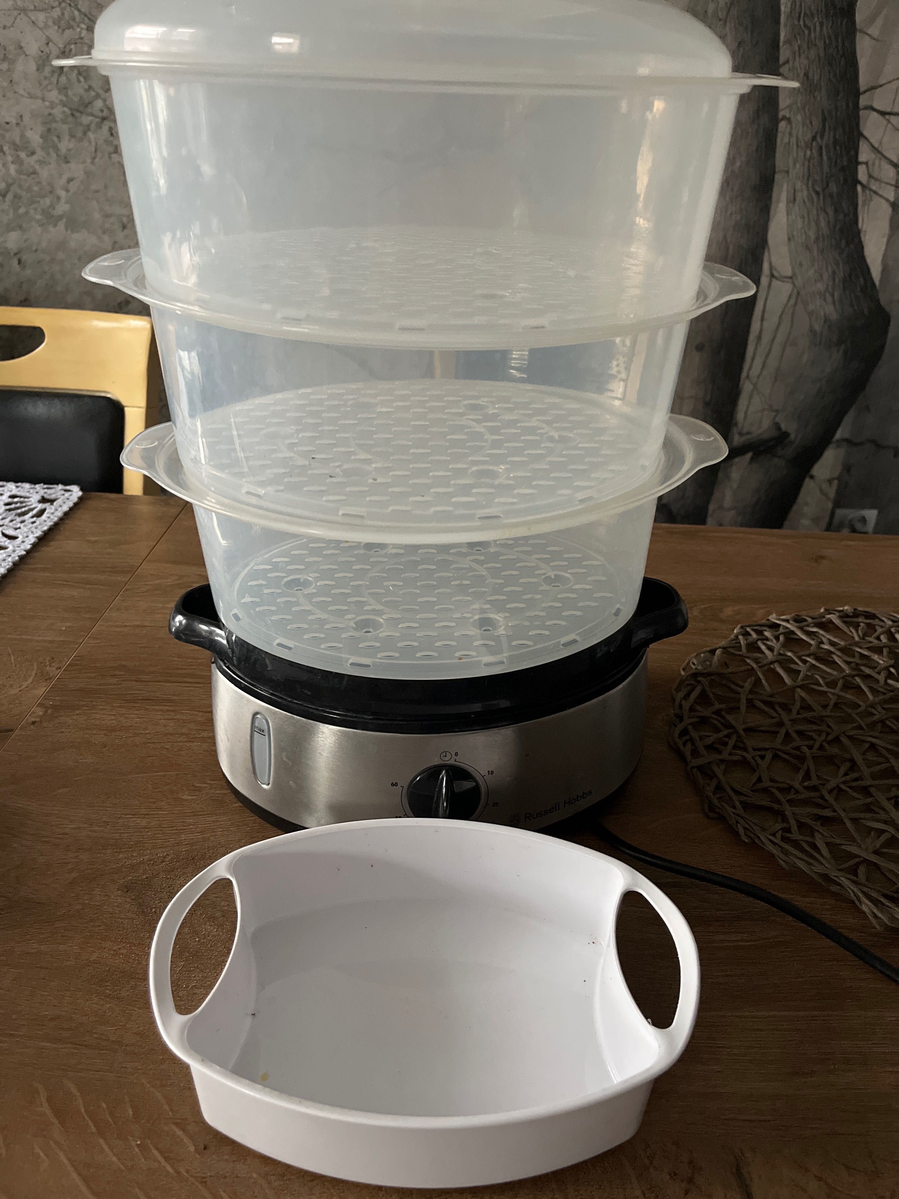 Urządzenie do gotowania na parze Russell Hobbs