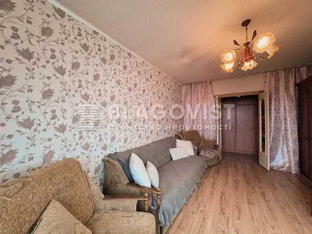 Продаж 3х кімнатної квартири на Оболоні, метро Мінська, Оболонь