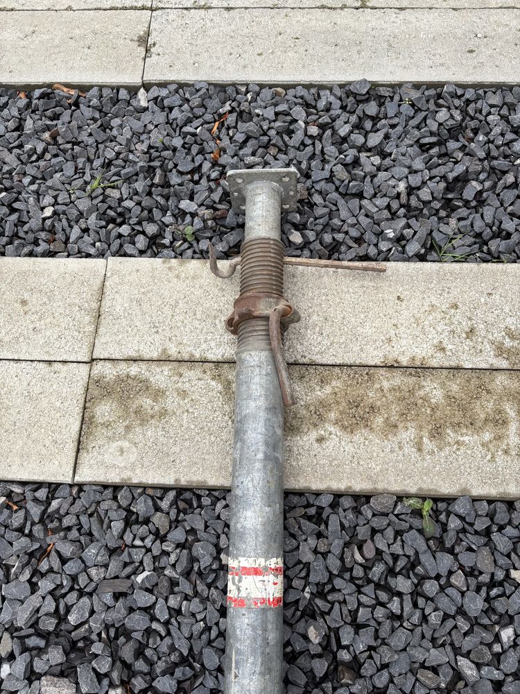 Stemple budowlane metalowe