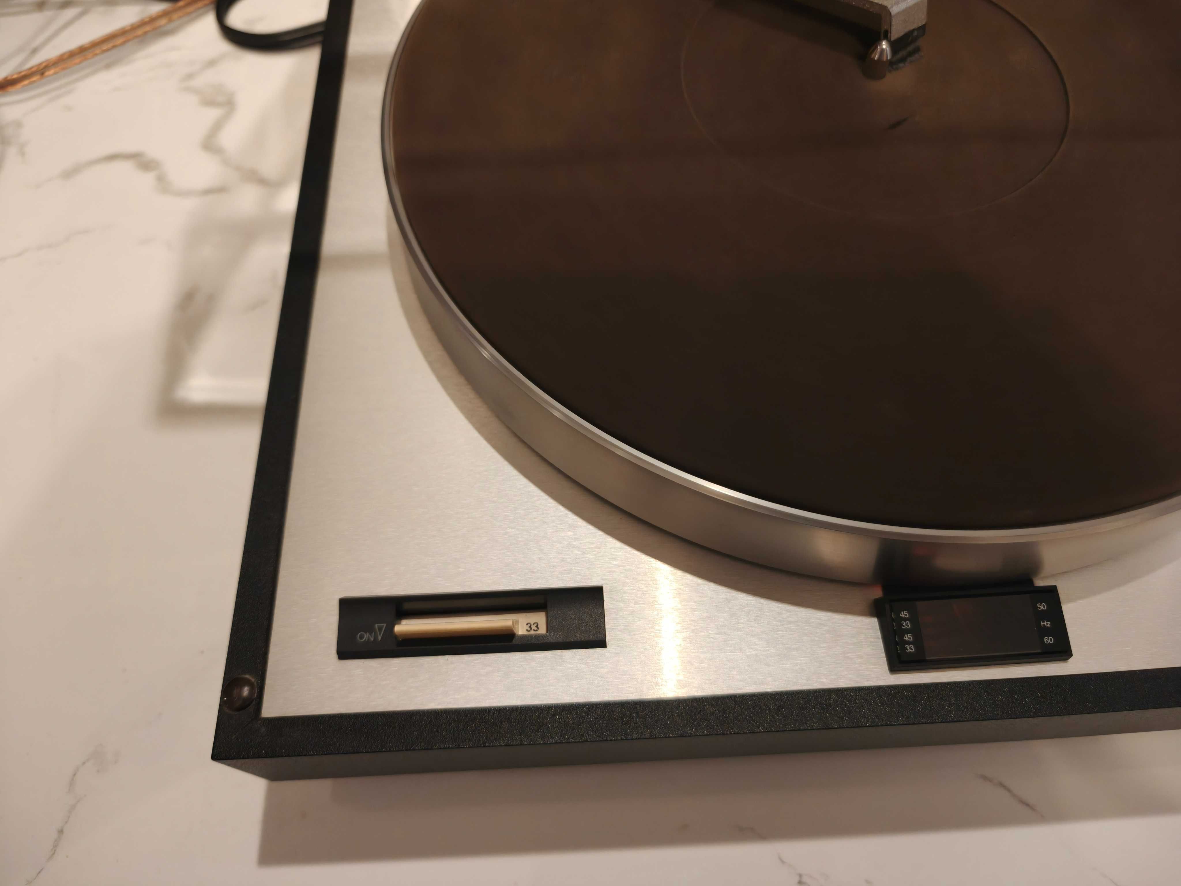 LUXMAN PD-272 ! Audiofilski gramofon direct drive ! AKG P25 SPECIAL