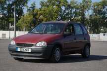 Carro Opel Corsa b