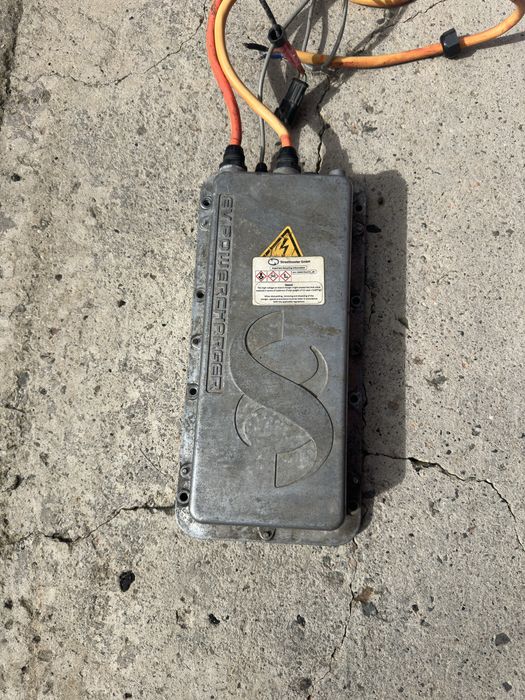 EV Power Charger Зарядное для Авто