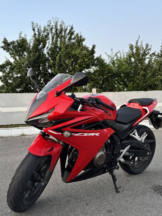 Продам Honda cbr 400r
