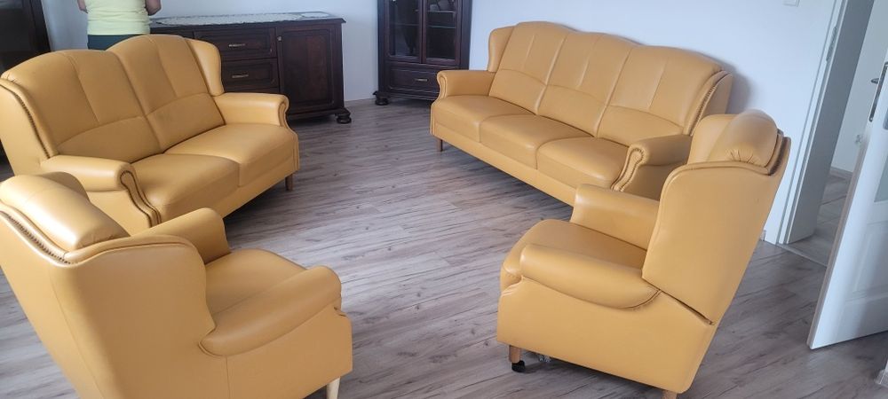 Zestaw wypoczynkowy skóra naturalna  stan idealny 3,2,1,1 leniuch tele