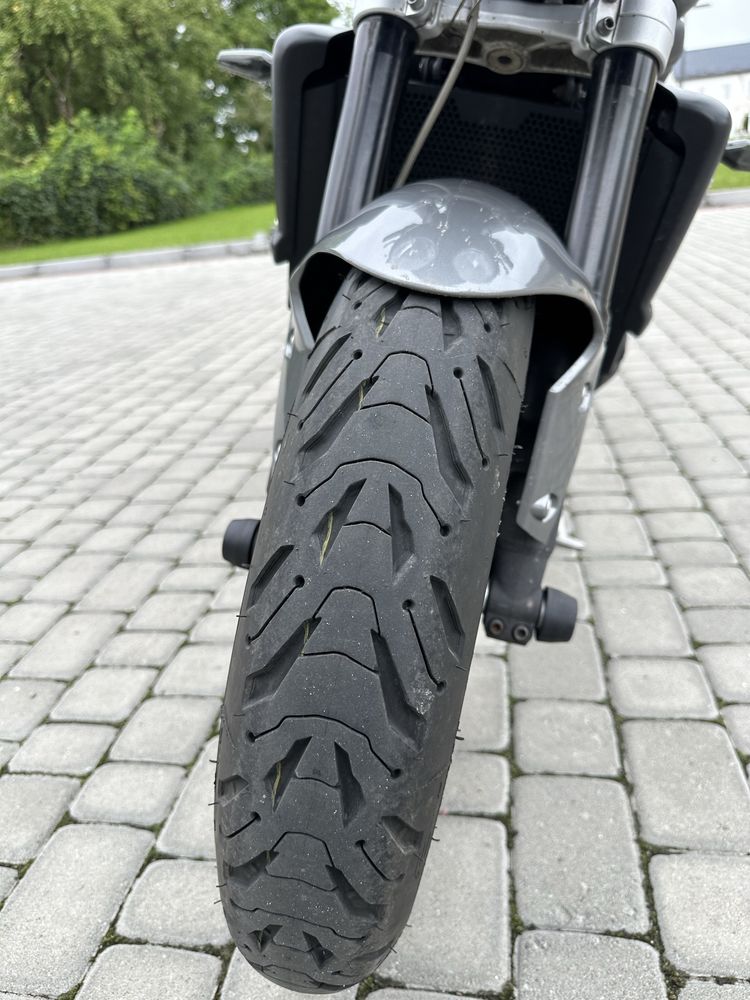 Triumph StreetTriple 675R  2010 хороший торг!
